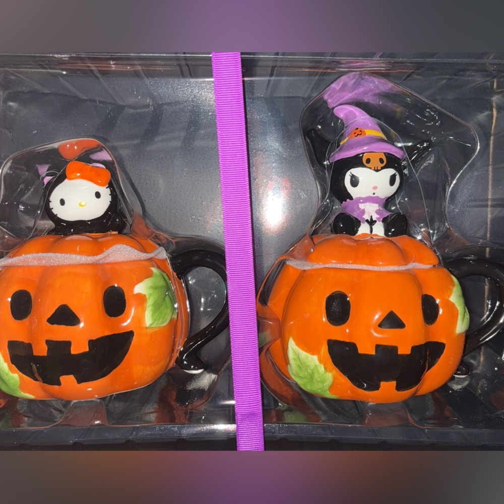 Hello kitty & kuromi mug set